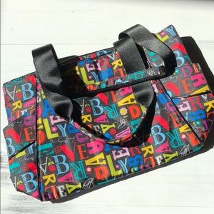 VERA BRADLEY LARGE ZIP TOTE A TO Z FRILLS